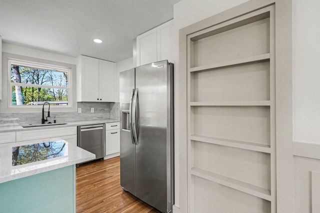 317 Willard Dr, Nashville, TN 37211