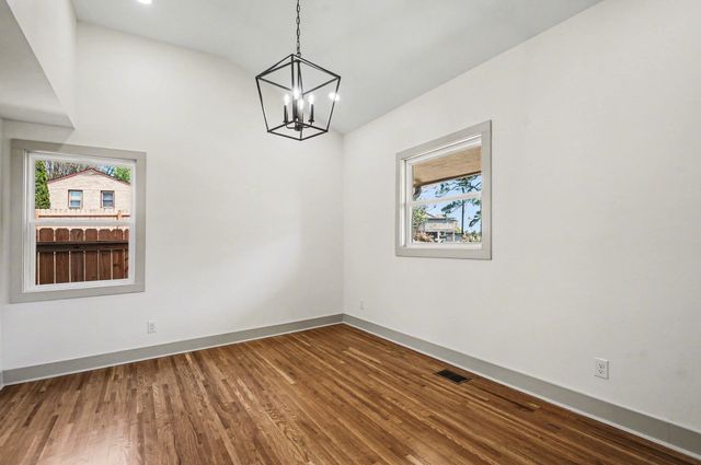 317 Willard Dr, Nashville, TN 37211