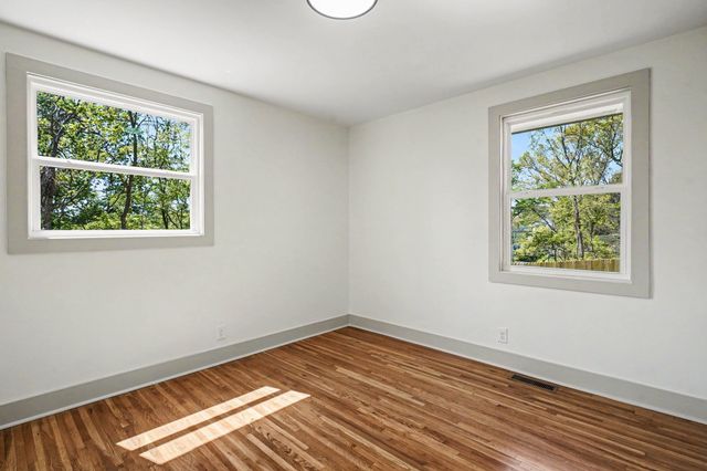317 Willard Dr, Nashville, TN 37211