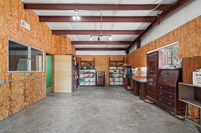 317 Willard Dr, Nashville, TN 37211