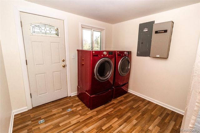 6208 Marathon Road, Otter Lake, MI 48464