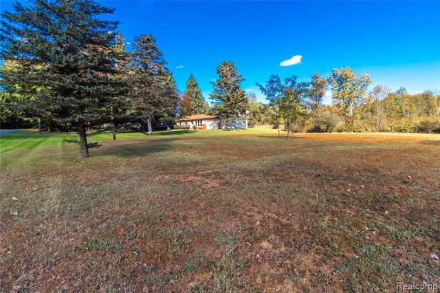 6208 Marathon Road, Otter Lake, MI 48464