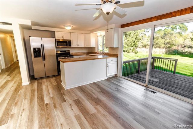 6208 Marathon Road, Otter Lake, MI 48464