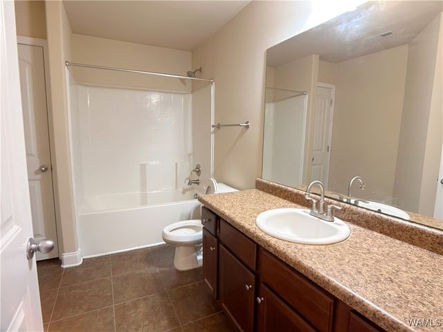 317 Golden Meadows, Alabaster, AL 35007