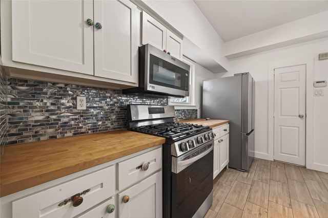 1620 Andrews Street, Houston, TX 77019