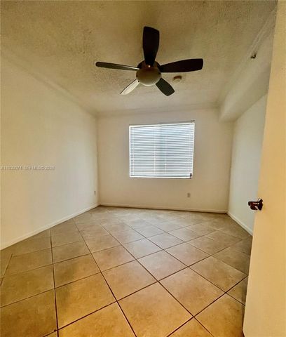 1000 Scotia Dr 101, Hypoluxo, FL 33462