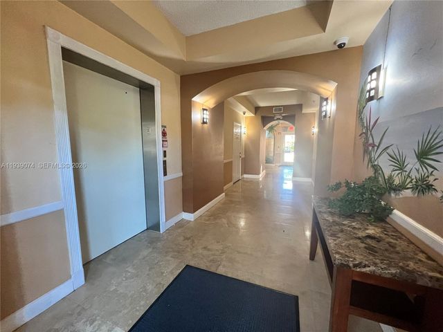 1000 Scotia Dr 101, Hypoluxo, FL 33462