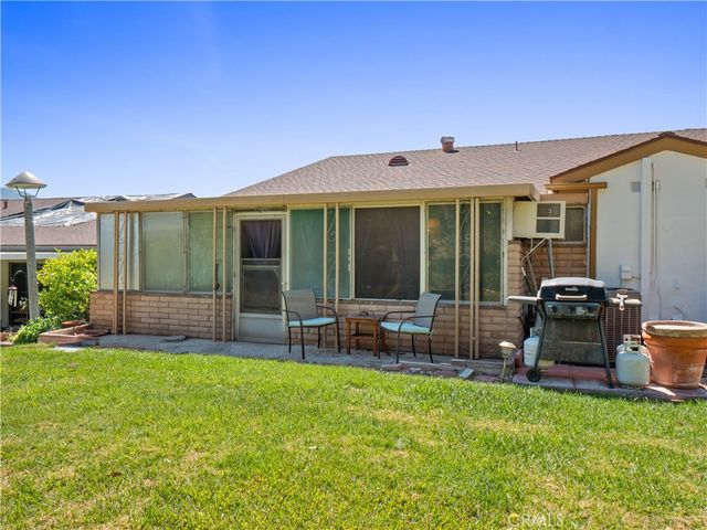 19401 Oak Crossing, Newhall, CA 91321