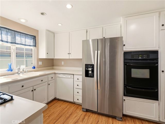 19401 Oak Crossing, Newhall, CA 91321