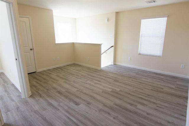 8627 Doris Oaks Circle, Houston, TX 77028