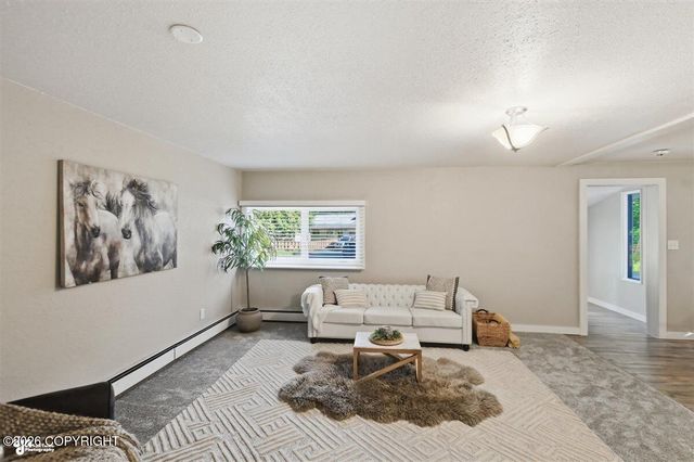 2609 Kona Lane, Anchorage, AK 99517