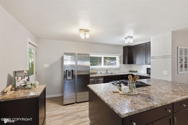 2609 Kona Lane, Anchorage, AK 99517