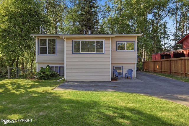 2609 Kona Lane, Anchorage, AK 99517