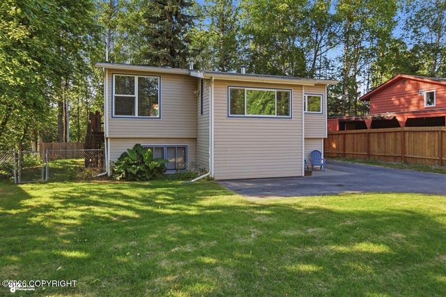2609 Kona Lane, Anchorage, AK 99517