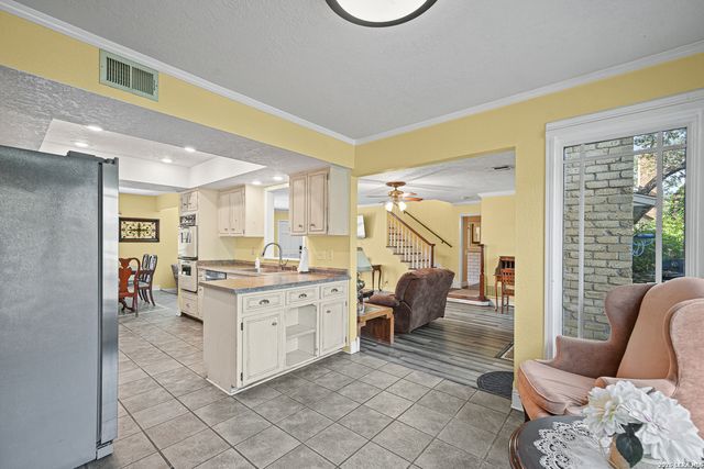 15607 Heimer Rd, San Antonio, TX 78232