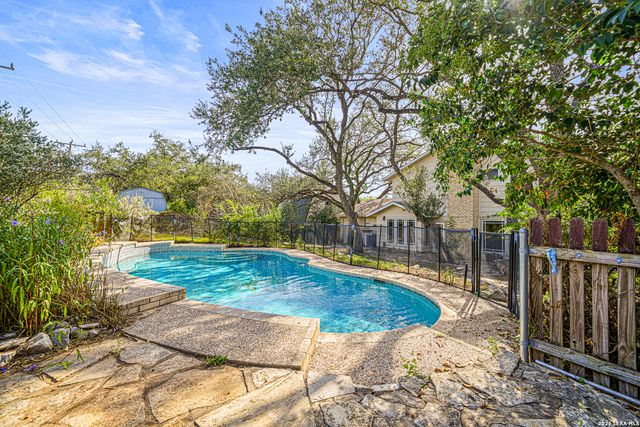 15607 Heimer Rd, San Antonio, TX 78232