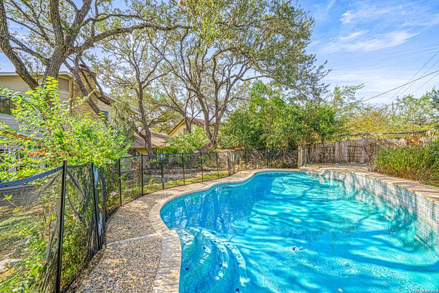 15607 Heimer Rd, San Antonio, TX 78232
