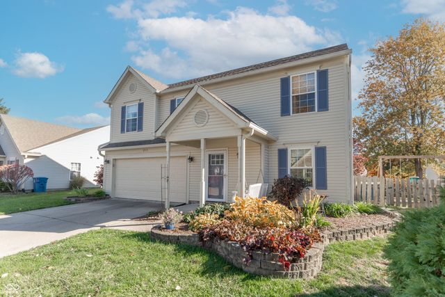 8533 Legacy Court, Fishers, IN 46038