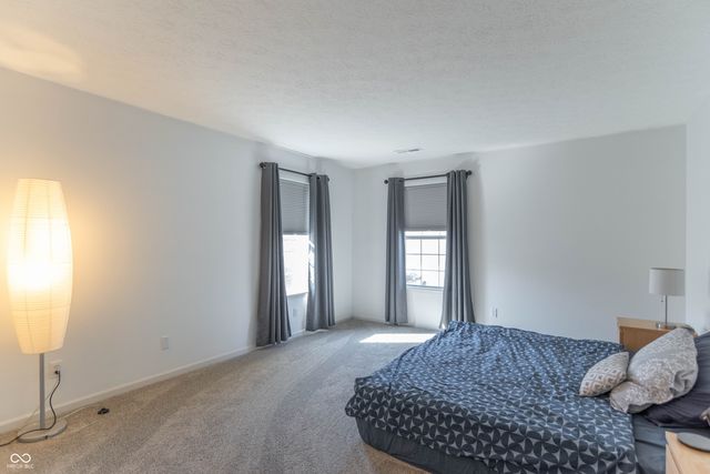 8533 Legacy Court, Fishers, IN 46038