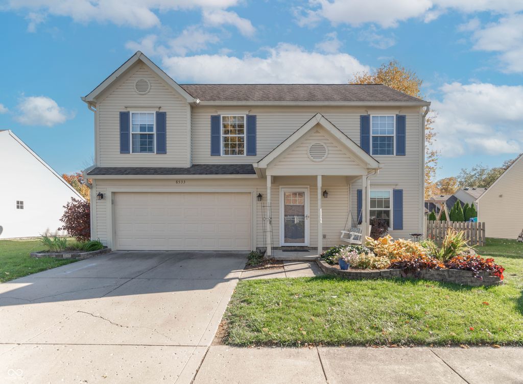 8533 Legacy Court, Fishers, IN 46038