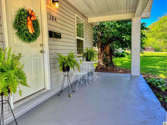 104 S 14th St., Murray, KY 42071