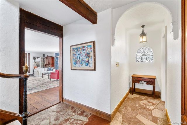 3 Cedar Island, Larchmont, NY 10538