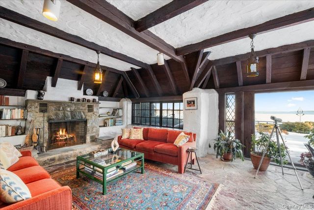 3 Cedar Island, Larchmont, NY 10538