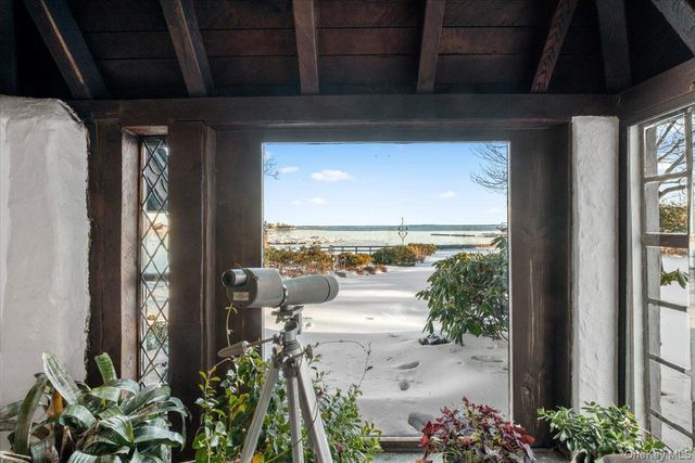 3 Cedar Island, Larchmont, NY 10538