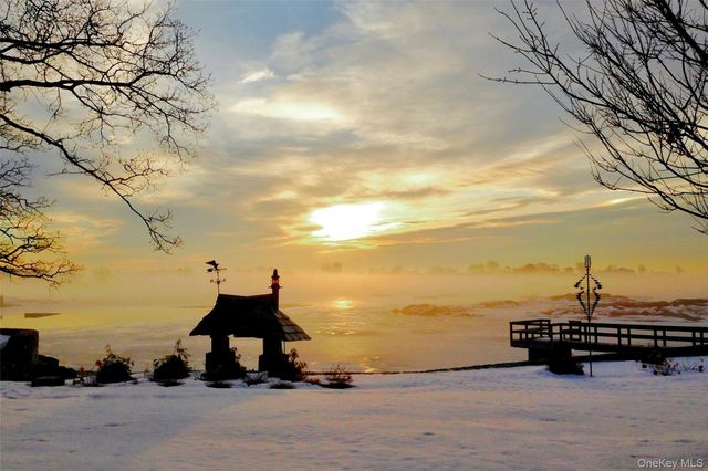 3 Cedar Island, Larchmont, NY 10538