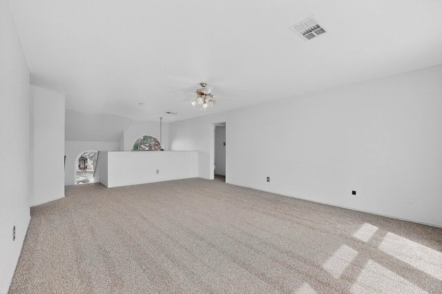 812 Windswept Drive, Cedar Hill, TX 75104