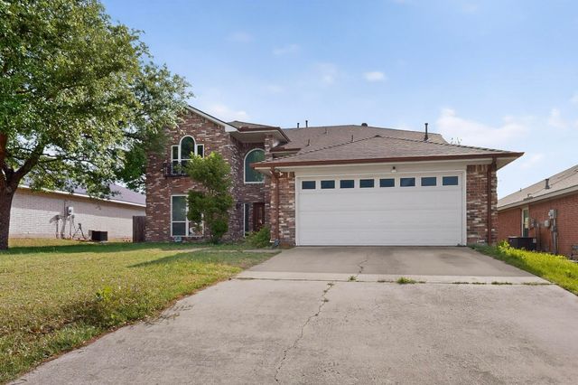 812 Windswept Drive, Cedar Hill, TX 75104