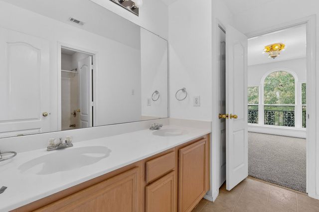 812 Windswept Drive, Cedar Hill, TX 75104