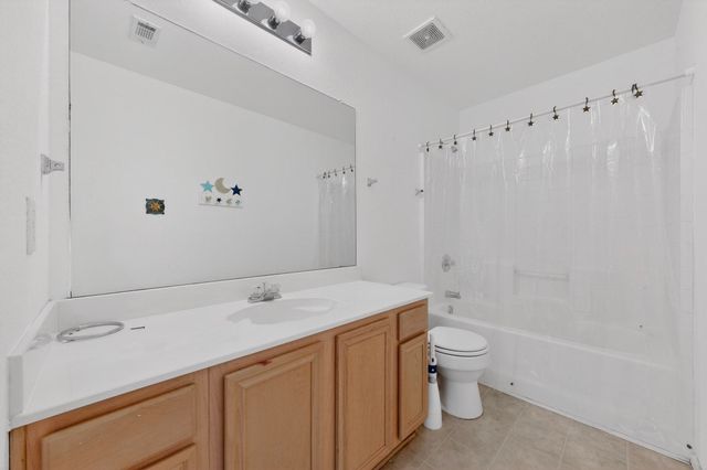 812 Windswept Drive, Cedar Hill, TX 75104