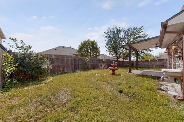 812 Windswept Drive, Cedar Hill, TX 75104