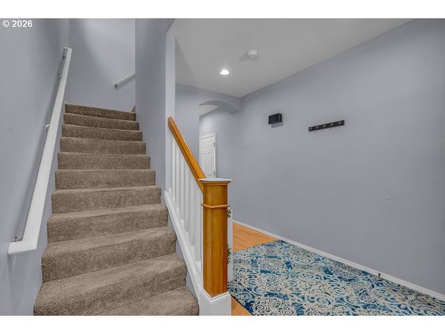 20499 Sw CHANDELLE Ct, Beaverton, OR 97078