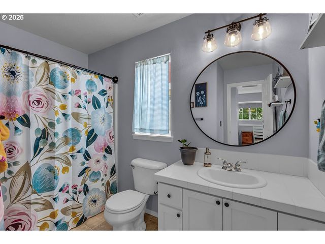 20499 Sw CHANDELLE Ct, Beaverton, OR 97078