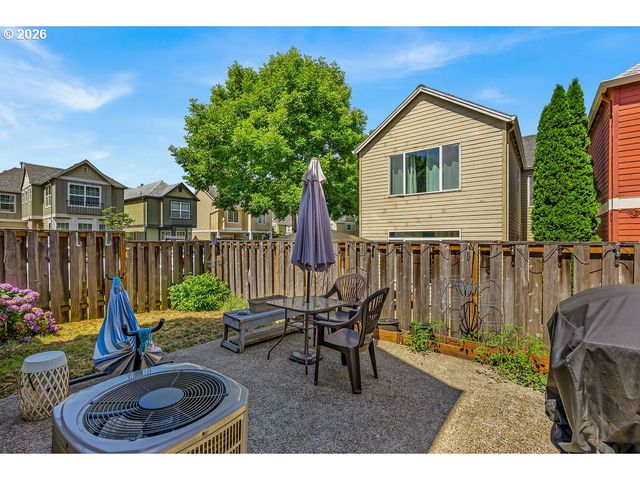 20499 Sw CHANDELLE Ct, Beaverton, OR 97078