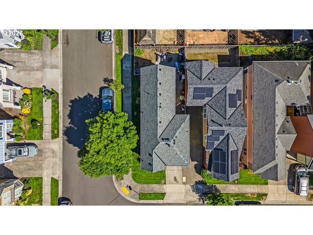 20499 Sw CHANDELLE Ct, Beaverton, OR 97078