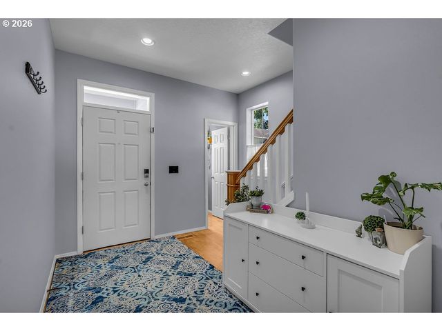 20499 Sw CHANDELLE Ct, Beaverton, OR 97078