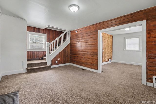 680 N Perry Street, Pontiac, MI 48342