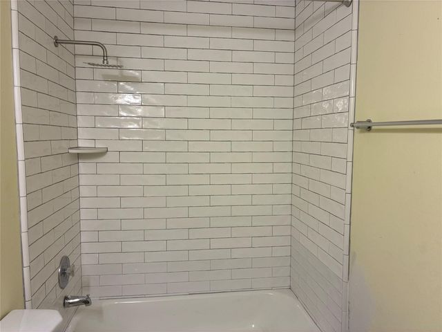 1304 Coleman Boylan Drive, League City, TX 77573