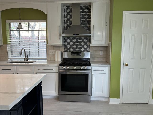 1304 Coleman Boylan Drive, League City, TX 77573