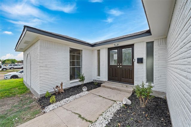 13114 White Heather Drive, Houston, TX 77045