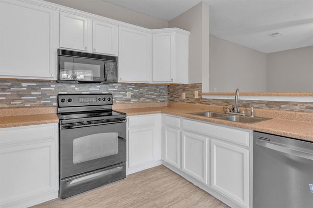 4896 WATER BROOK CIR, Arlington, TN 38002