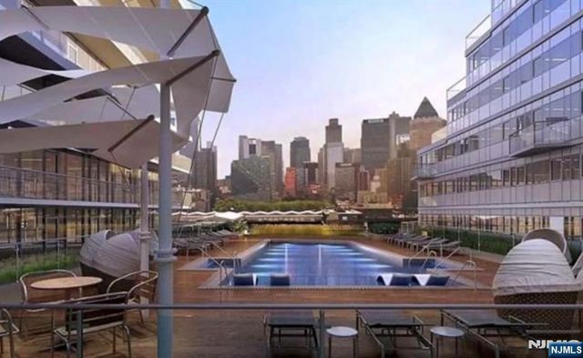 800 Ave At Port Imperial 323, Weehawken, NJ 07086