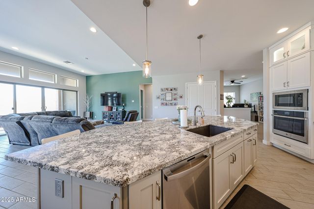 25919 N 19TH Drive, Phoenix, AZ 85085