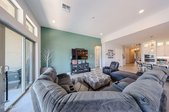 25919 N 19TH Drive, Phoenix, AZ 85085