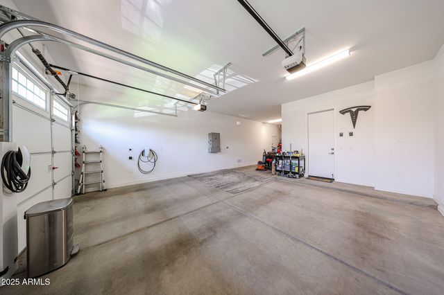 25919 N 19TH Drive, Phoenix, AZ 85085