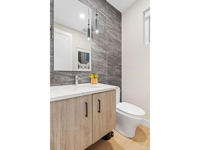 1727 Julian St, Denver, CO 80204