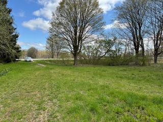 14605 Apple Ave, Casnovia Twp, MI 49318